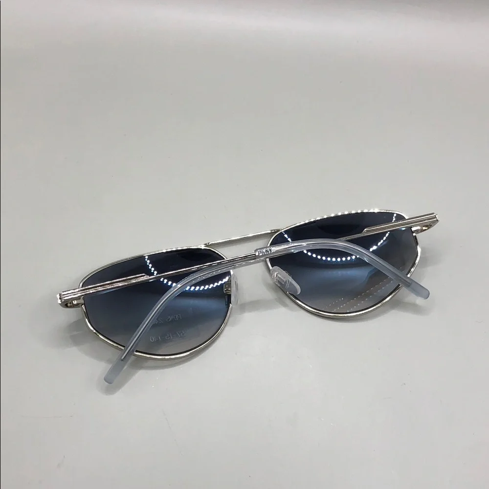 DKNY aviator style metal sunglasses UNISEX sample gradient lens.